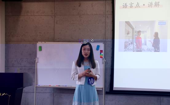 說明: F:\英国正版365官方网站\院長助理工作\2 教務處工作\教師發展科\關于開展我校2023年青年教師教學競賽（文科思政組）暨第十屆全區高校青年教師教學競賽選拔賽的通知\工作文件\4月21日--青年教師教學競賽\第三批6位\_U3A3857.JPG
