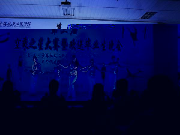 我系舉行第三屆空乘之星大賽暨歡送2014屆畢業生晚會 我系舉行第三屆空乘之星大賽暨歡送2014屆畢業生晚會